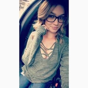 Meet your Posher, Cortney